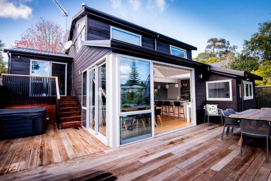 Simple Guide To Choosing Renovation Builders West Auckland