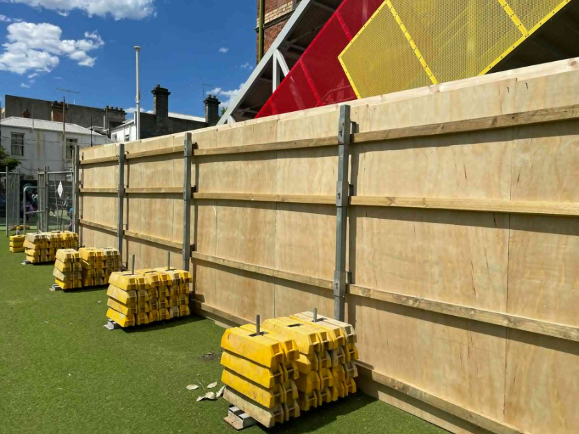 How Timber Hoarding Secures Construction Sites